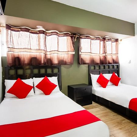 Hotel Halley เลออน ภายนอก รูปภาพ