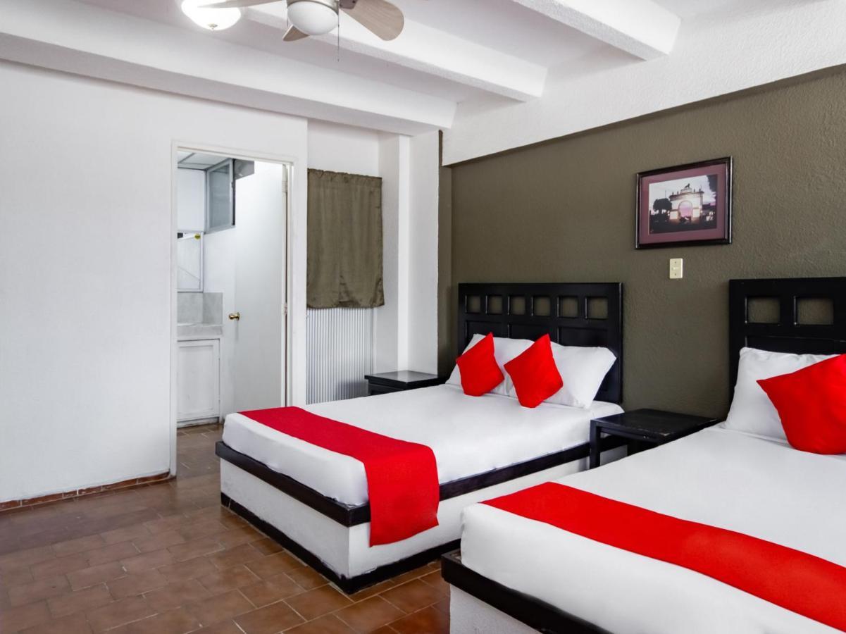 Hotel Halley เลออน ภายนอก รูปภาพ