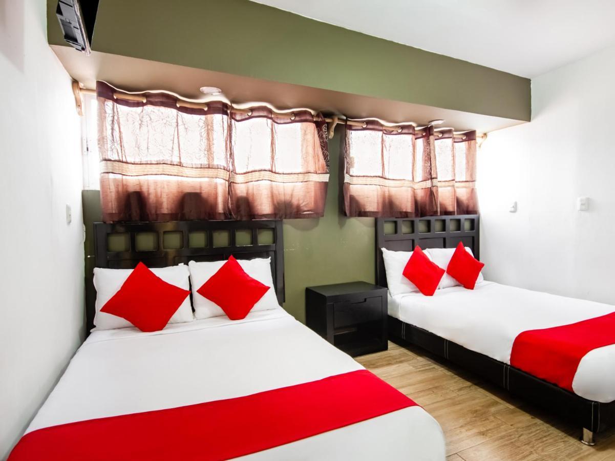Hotel Halley เลออน ภายนอก รูปภาพ